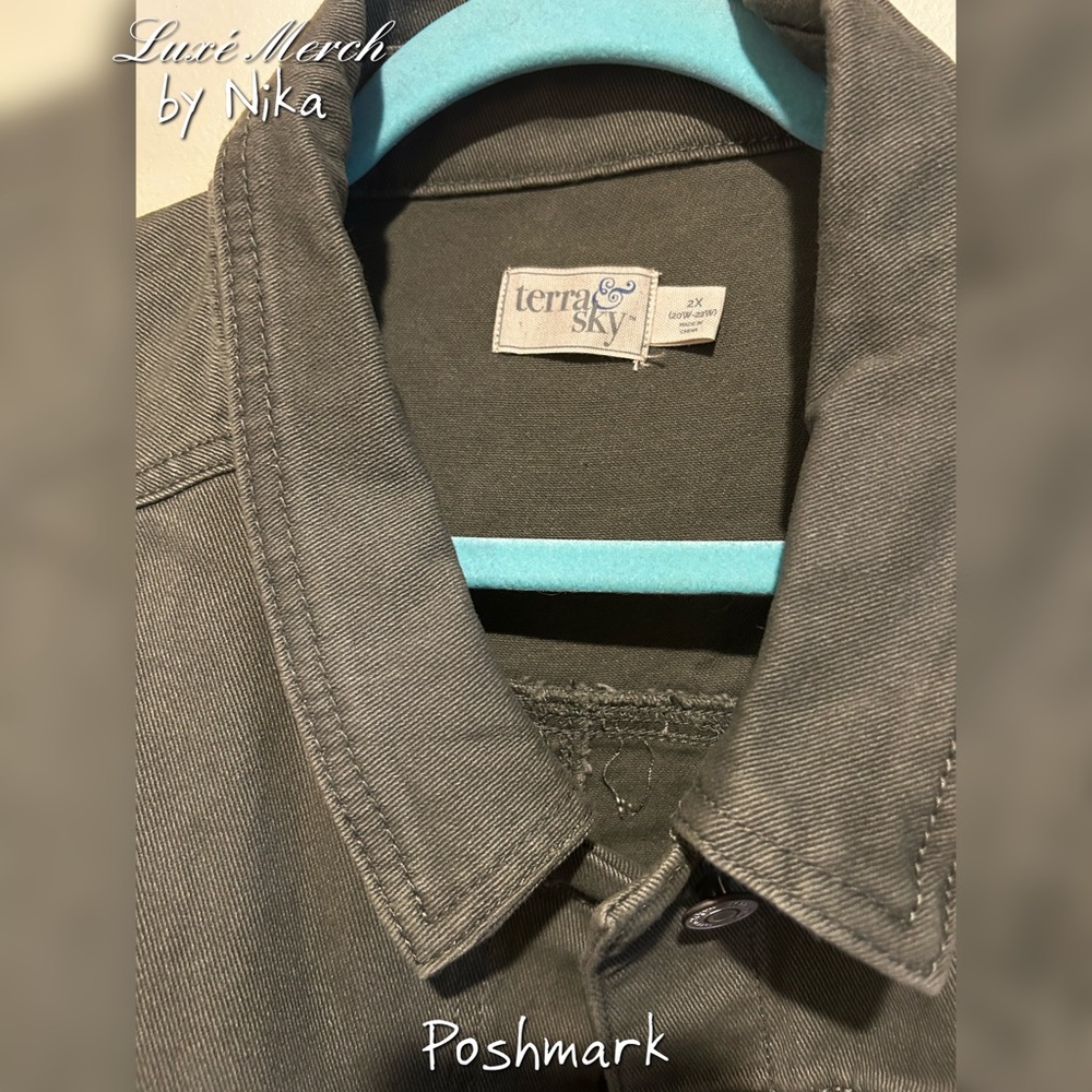 Terra & Sky Plus 2X (20-22W)Belted Olive Green Shacket - Picture 3 of 6